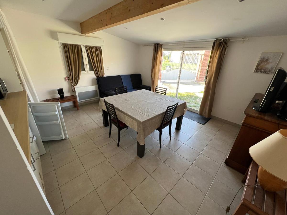 Chambre D'Hote Les Murailles Auterive  Eksteriør billede